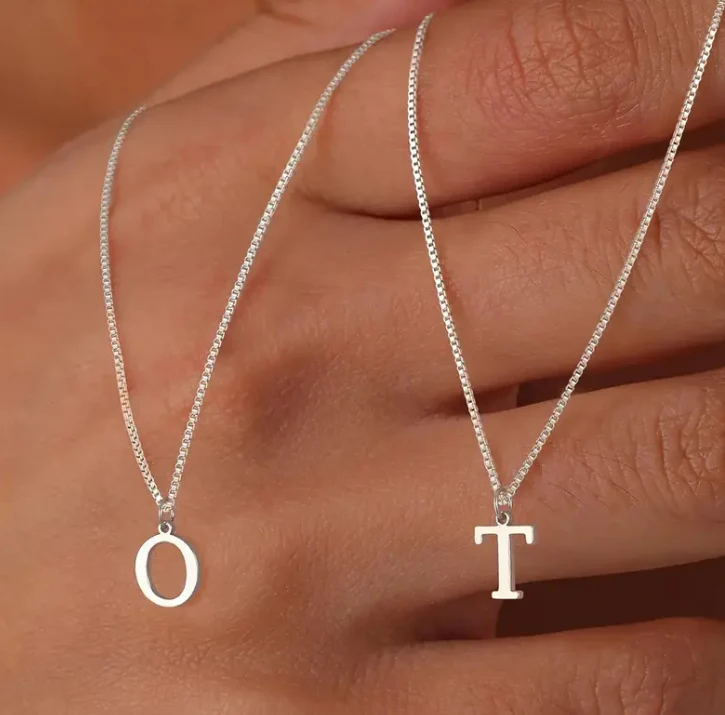 Love letter initial necklace | White Gold - Image 3
